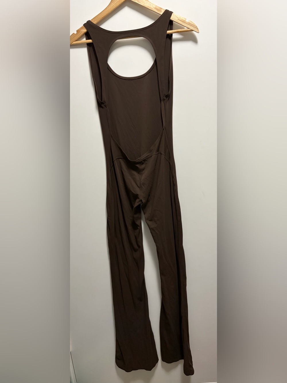Davis Active Backless Flare Jumpsuit in Chocolate Women’s Size M/L - Picture 5 of 5